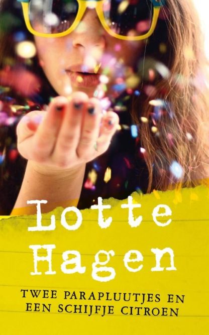 Twee parapluutjes en een schijfje citroen van Lotte Hagen